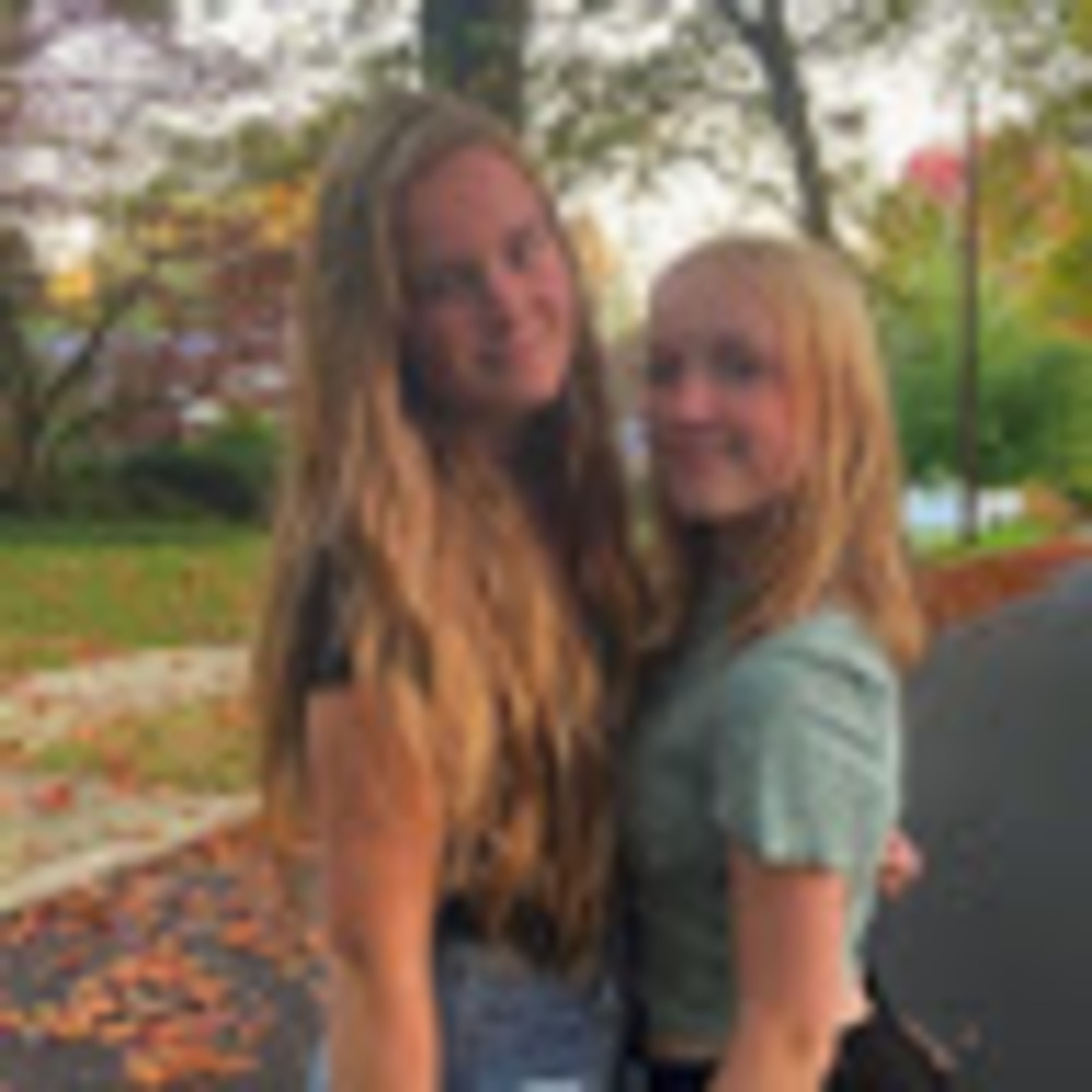 Meet your Posher, Claire